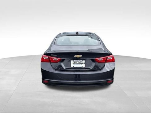 Used 2022 Chevrolet Malibu LS FWD image 11