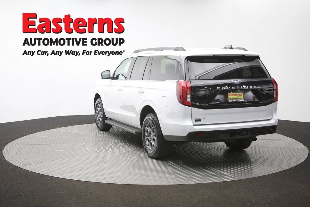 Used 2025 Ford Expedition Active AWD/4WD image 65