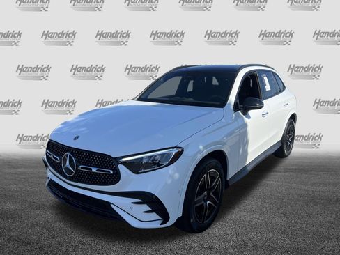 Certified 2025 Mercedes-Benz GLC 300 4MATIC image 5