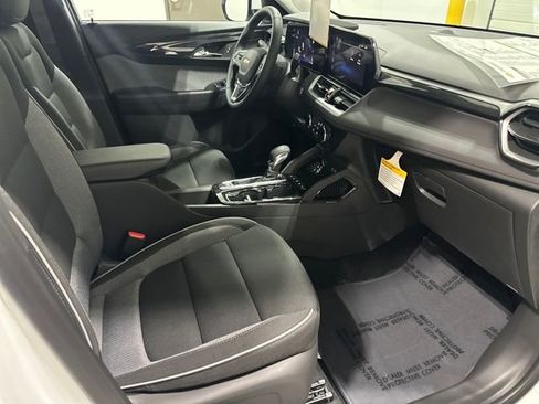 New 2026 Chevrolet TrailBlazer LT w/ LT Cold Weather Package image 9