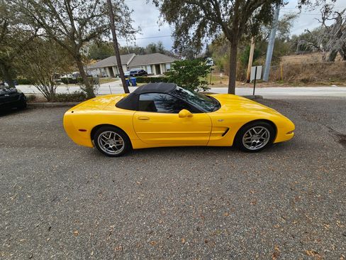 Used 2003 Chevrolet Corvette Convertible w/ Preferred Equipment Group1 image 10