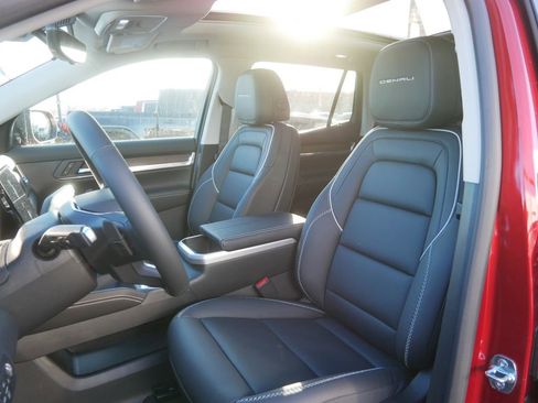 New 2026 GMC Terrain Denali w/ LPO, Floor Liner Package image 5