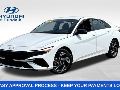 Used 2025 Hyundai Elantra Sport FWD image 1