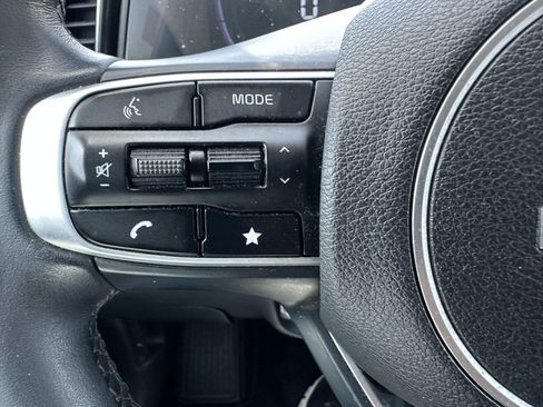 Certified 2023 Kia Sportage EX FWD image 24