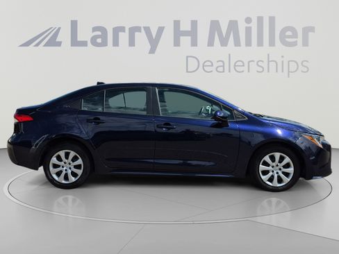 Used 2024 Toyota Corolla LE FWD image 6