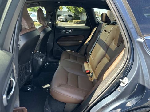 Certified 2023 Volvo XC60 B5 Plus w/ Climate Package image 21