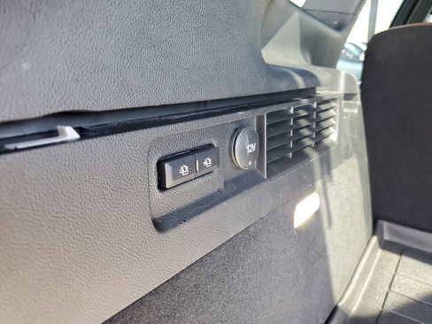 Used 2023 Lincoln Nautilus Reserve w/ Equipment Group 201A image 8