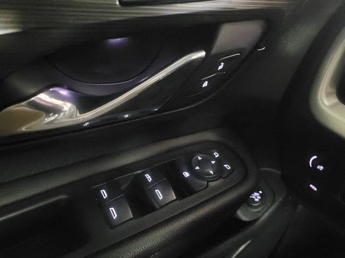 Used 2020 GMC Terrain SLT w/ Preferred Package image 27