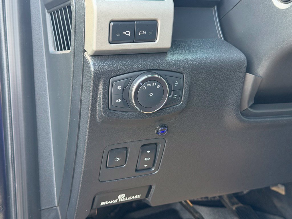Used 2019 Ford F250 Lariat w/ Lariat Ultimate Package AWD/4WD image 24