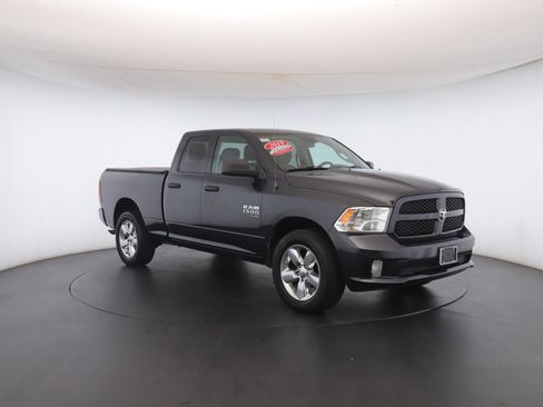 Used 2019 RAM 1500 Express w/ Express Value Package image 33