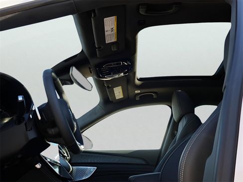 New 2025 Maserati Grecale GT image 40