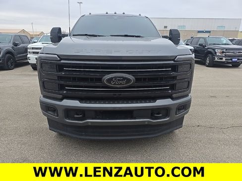 Used 2025 Ford F250 Platinum image 2