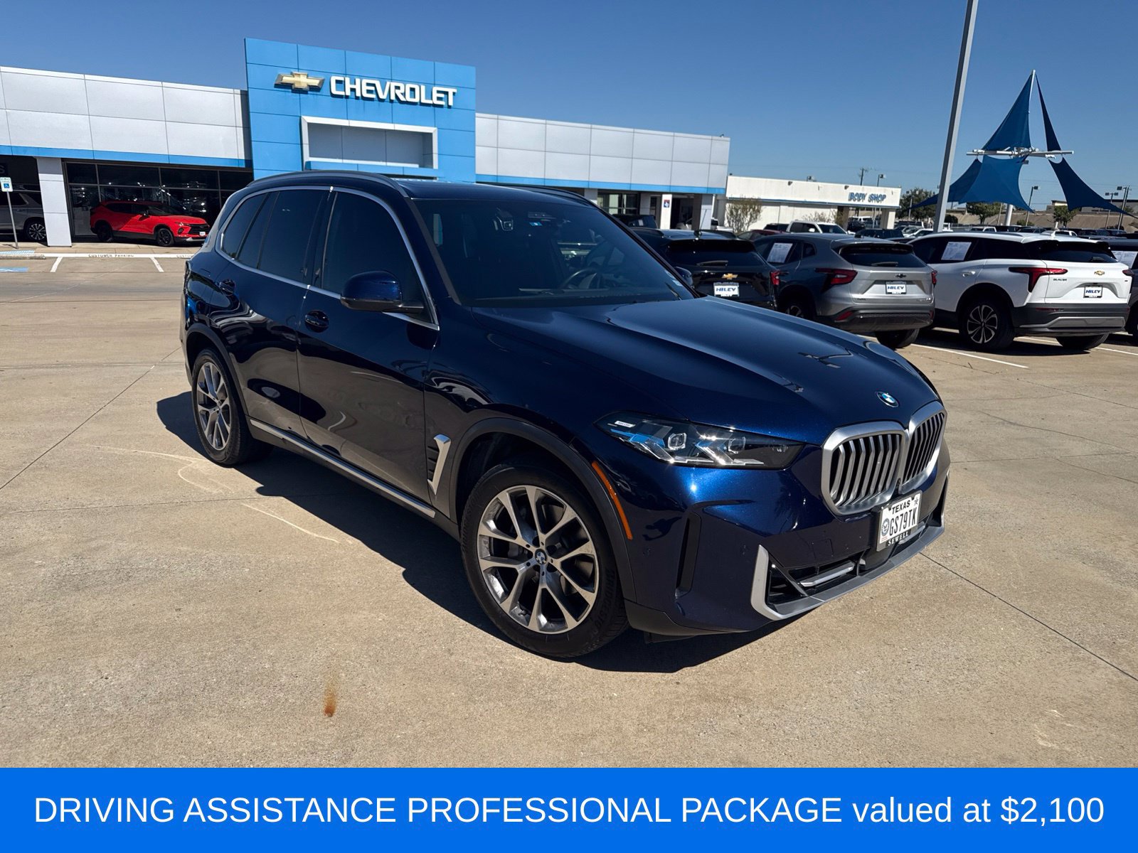 Used 2024 BMW X5 xDrive40i w/ Executive Package AWD/4WD image 4