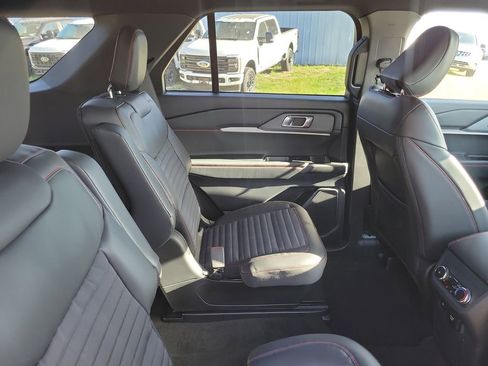 New 2026 Ford Explorer ST-Line image 30
