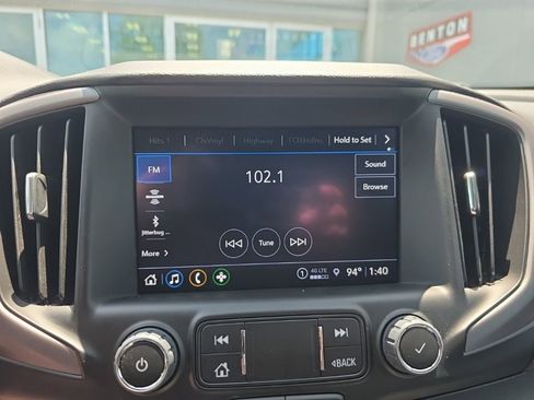 Used 2023 GMC Terrain AT4 w/ Tech Package AWD/4WD image 19