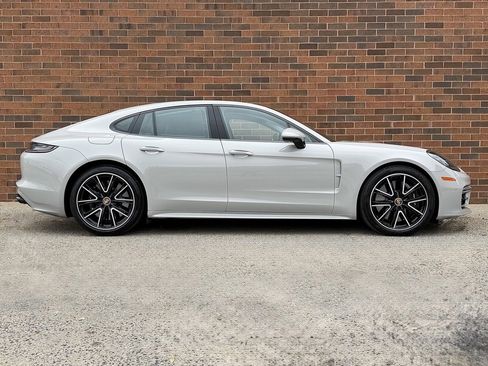 Certified 2023 Porsche Panamera Turbo S image 8