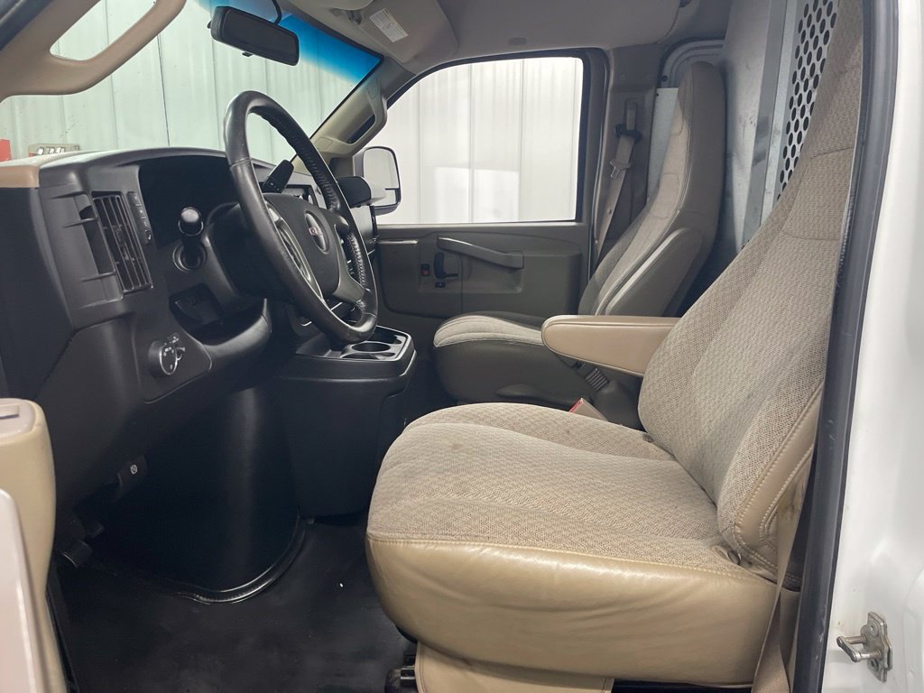 Used 2019 GMC Savana 2500 Extended w/ Driver Convenience Package RWD image 11