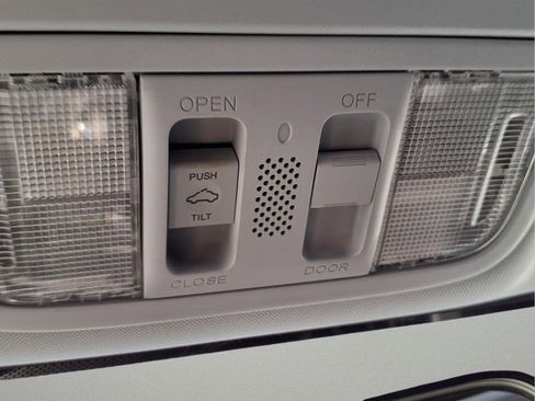 Used 2010 Honda CR-V EX-L image 18