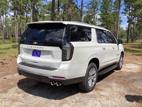 New 2025 Chevrolet Suburban Premier w/ Sun And Tow Package image 5