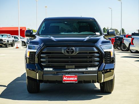 New 2026 Toyota Tundra SR5 w/ SR5 Convenience Package AWD/4WD image 7