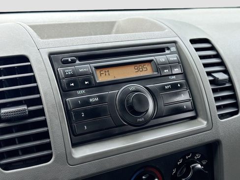 Used 2013 Nissan Frontier S image 13