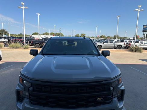Used 2024 Chevrolet Silverado 1500 Custom RWD image 7