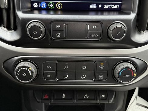 Used 2021 Chevrolet Colorado LT w/ LT Convenience Package image 11