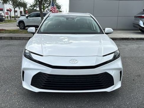 Used 2025 Toyota Camry LE w/ Convenience Package image 2