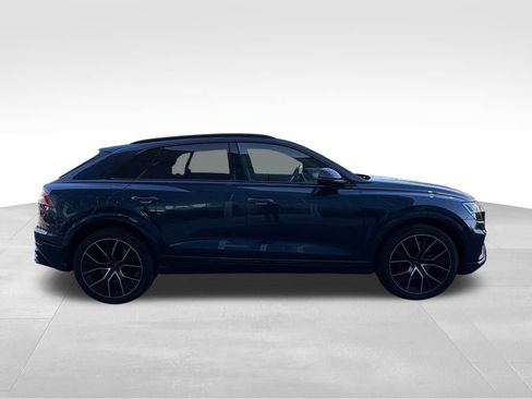 Used 2022 Audi SQ8 Prestige w/ Prestige Package image 3