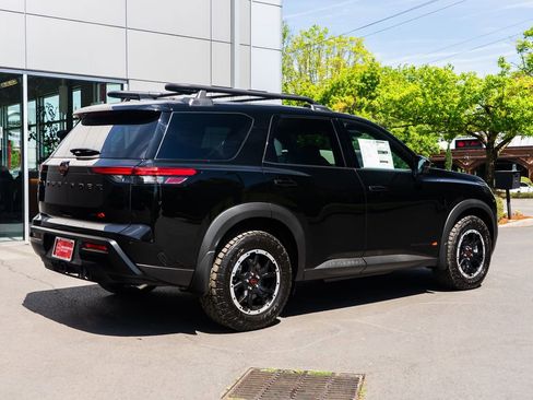 New 2026 Nissan Pathfinder Rock Creek AWD/4WD image 6