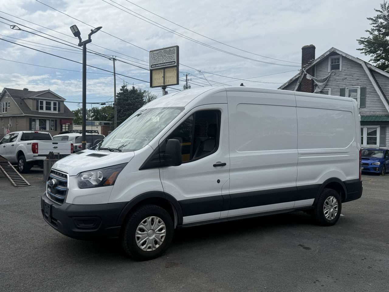 Used 2023 Ford E-Transit Medium Roof RWD image 7