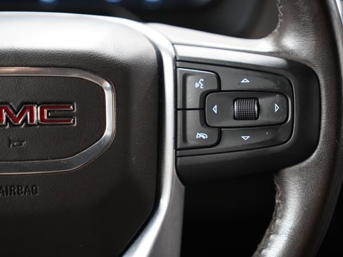 Used 2023 GMC Yukon SLT image 21