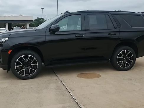 Used 2021 Chevrolet Tahoe RST w/ Rear Media and Nav Package AWD/4WD image 5