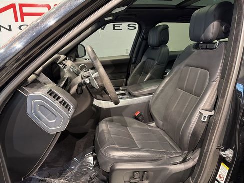 Used 2019 Land Rover Range Rover Sport HST AWD/4WD image 9