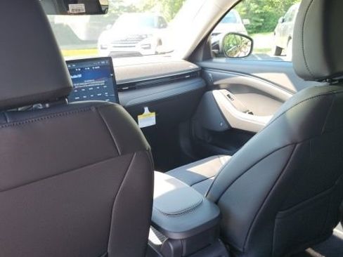 New 2025 Ford Mustang Mach-E Premium image 26