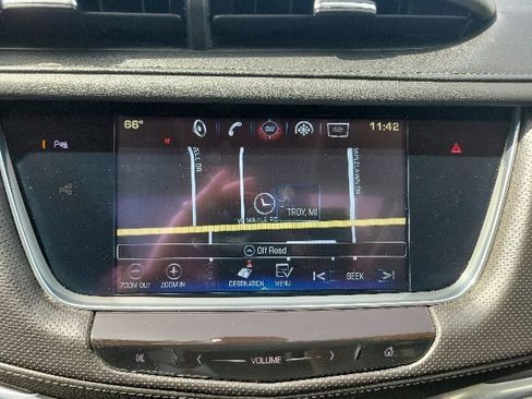 Used 2017 Cadillac XT5 Premium Luxury AWD/4WD image 38