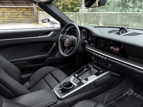 Certified 2025 Porsche 911 Turbo S AWD/4WD image 54