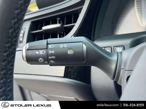 Used 2023 Lexus ES 350 w/ Premium Package FWD image 30
