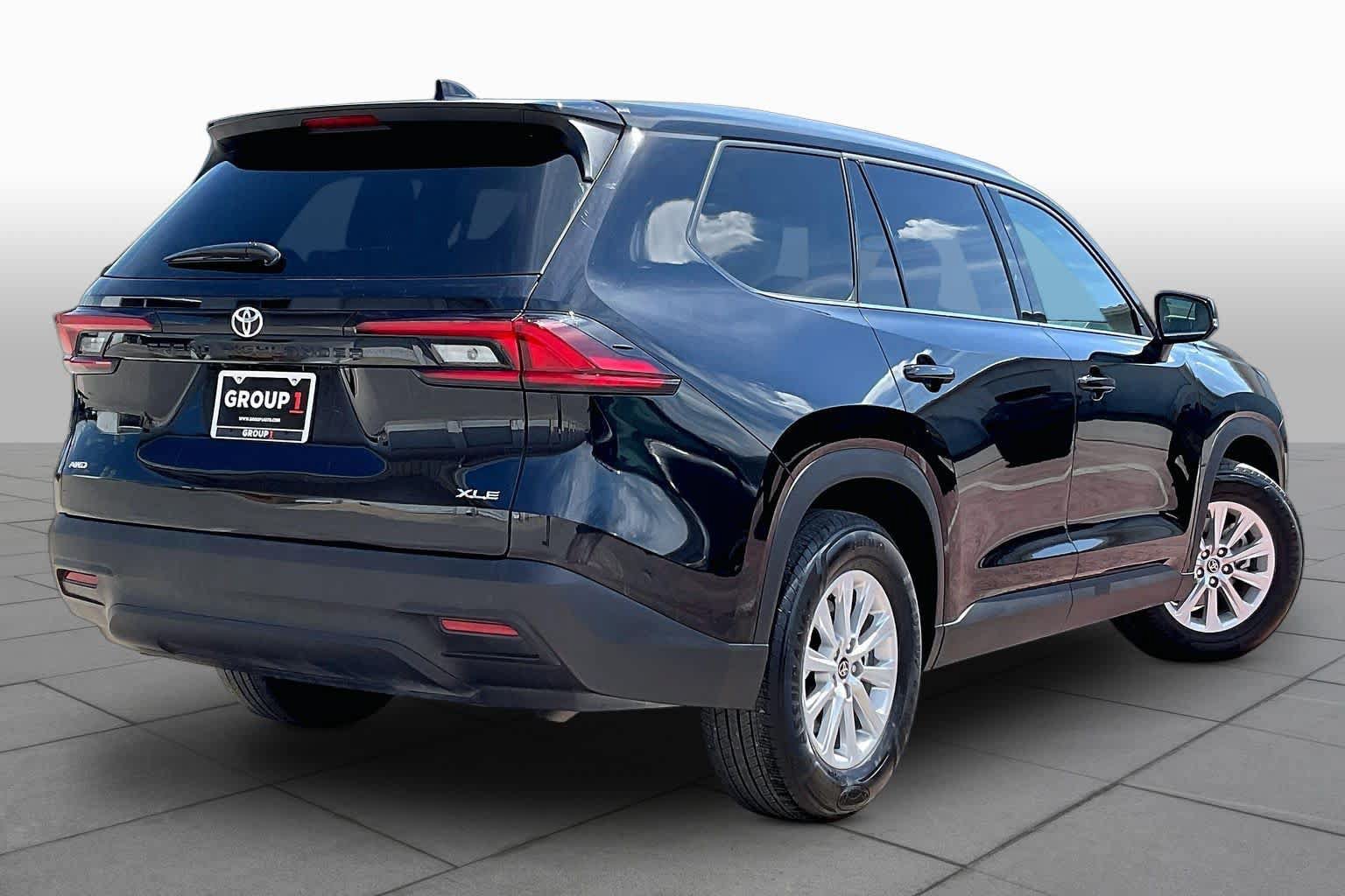 Used 2026 Toyota Grand Highlander AWD image 13