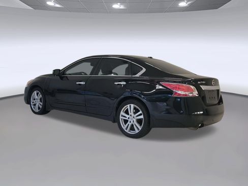 Used 2014 Nissan Altima 3.5 SL w/ Technology Package FWD image 3