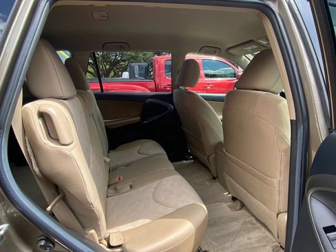 Used 2011 Toyota RAV4 4WD w/ Base L4 Extra Value Pkg image 15