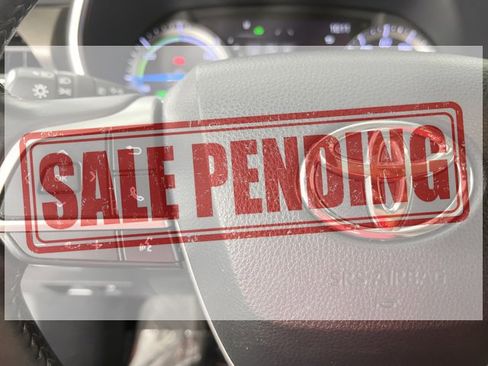 Certified 2022 Toyota Highlander XLE image 9