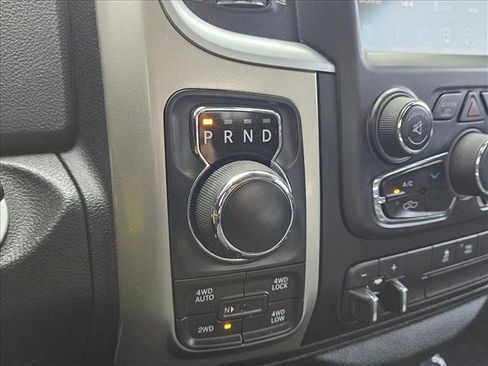 Used 2014 RAM 1500 Lone Star image 29