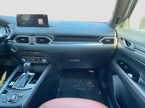 Certified 2025 MAZDA CX-5 Carbon Edition image 18