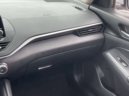 Used 2022 Nissan Altima 2.5 S FWD image 18