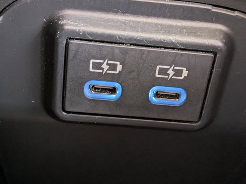 Used 2022 Toyota RAV4 XLE image 26