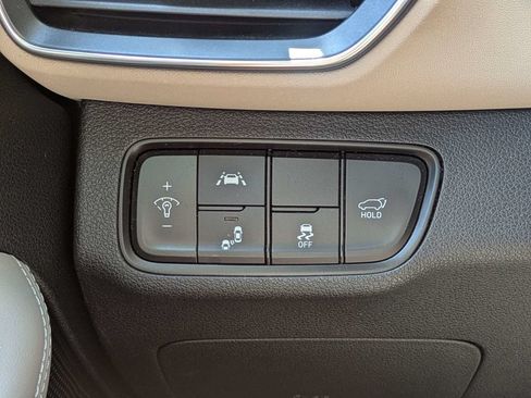Used 2019 Hyundai Santa Fe Limited FWD image 25