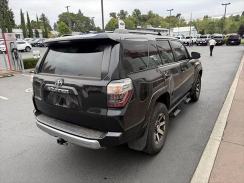 Certified 2024 Toyota 4Runner TRD Off-Road Premium w/ Off Road Premium Plus Package AWD/4WD image 7