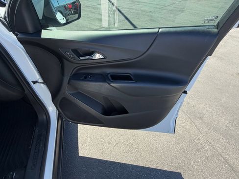 Used 2020 Chevrolet Equinox LT image 21