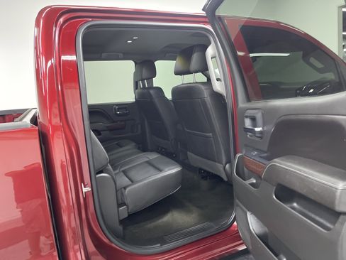 Used 2017 GMC Sierra 1500 SLT w/ SLT Premium Package image 19